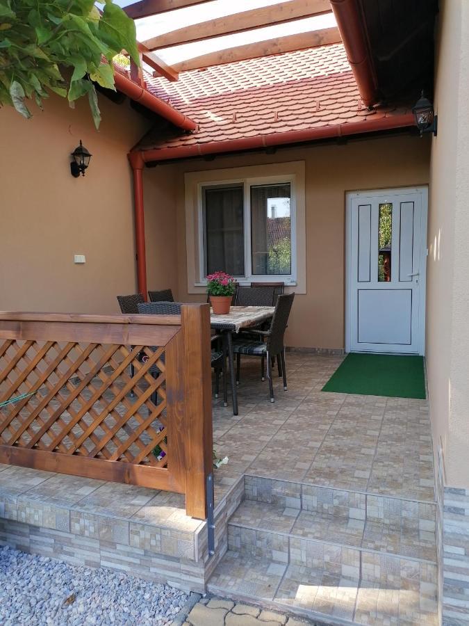 Kaktuszvirag Apartmanhaz Hajdúszoboszló 외부 사진