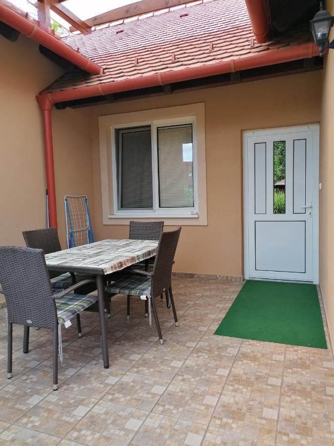 Kaktuszvirag Apartmanhaz Hajdúszoboszló 외부 사진